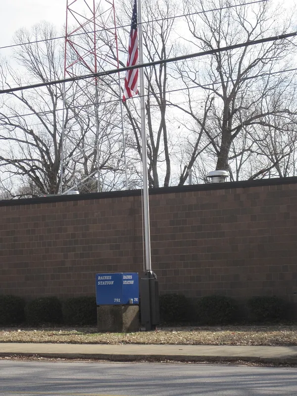 Memphis police open death investigation after woman found unresponsive in North Memphis Hyde Park area