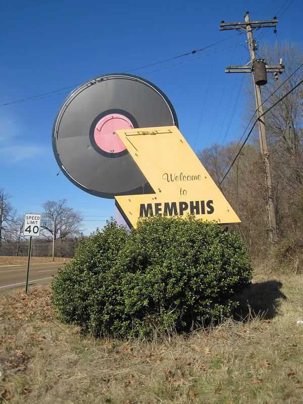 Unseasonable Warmth and Lightning Alerts: A Tense Tuesday for the Bluff City