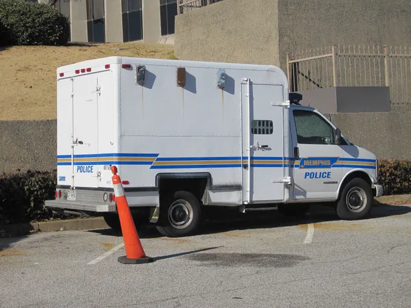 North Memphis family alleges police and DEA raided wrong Breedlove Street home during fugitive warrant search