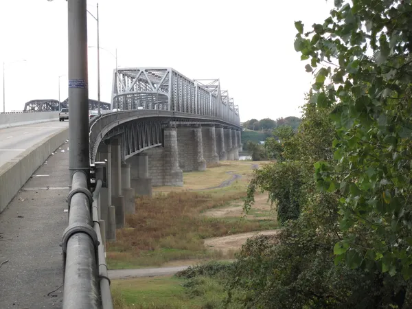 Major Two-Week Closure of I-55 Bridge Begins; Expect Heavy Delays on I-40