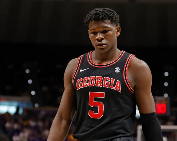 Timberwolves roll past injury-hit Grizzlies 131-114 in Memphis as Edwards scores 33 points